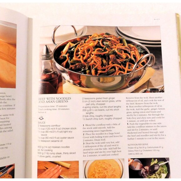 Complete Stir Fry Cookbook Family Circle 2001 Reprint HBDJ TIps Tricks Guide - Picture 9 of 10
